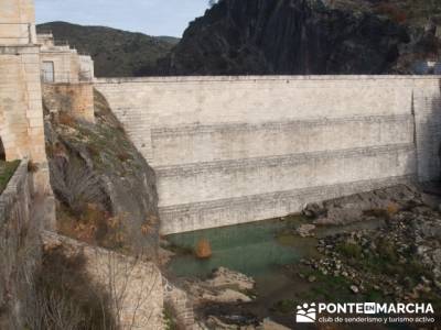 Pontón de la Oliva- Senda Genaro GR300 - diviertete realizando senderismo; viajes en abril; agencia